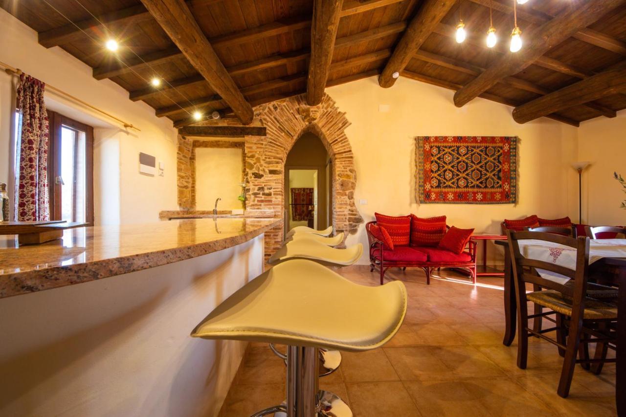 Agriturismo Poggio Monte サトゥルニア エクステリア 写真